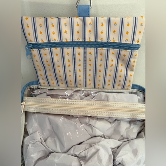 NWT • Tender Love + Carry Vintage Floral Print Hanging Travel Case Tote - Picture 10 of 10